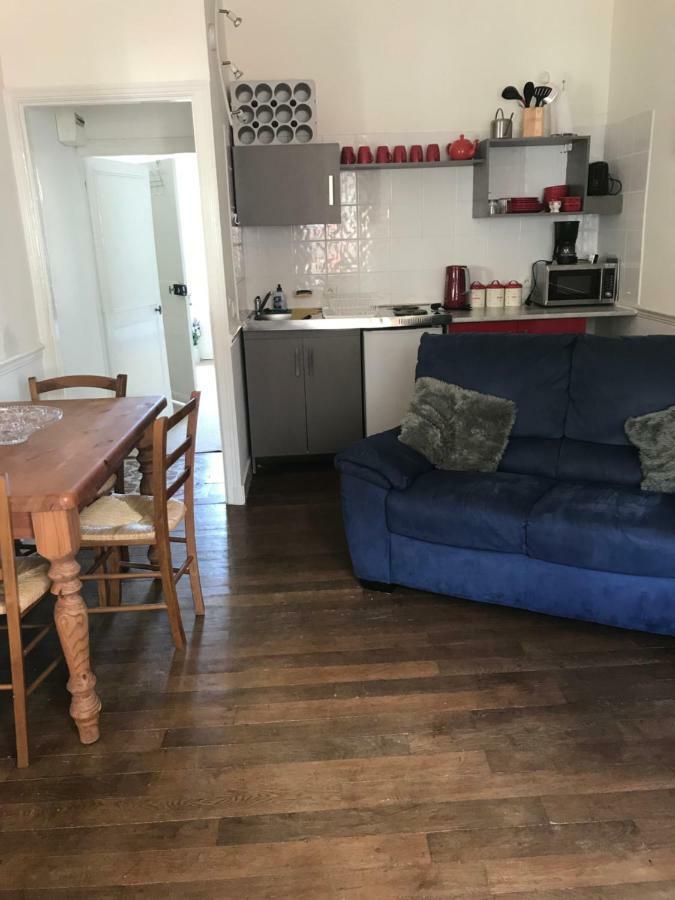 Апартаменты Le Petit Logement Pre-en-Pail-Saint-Samson Экстерьер фото